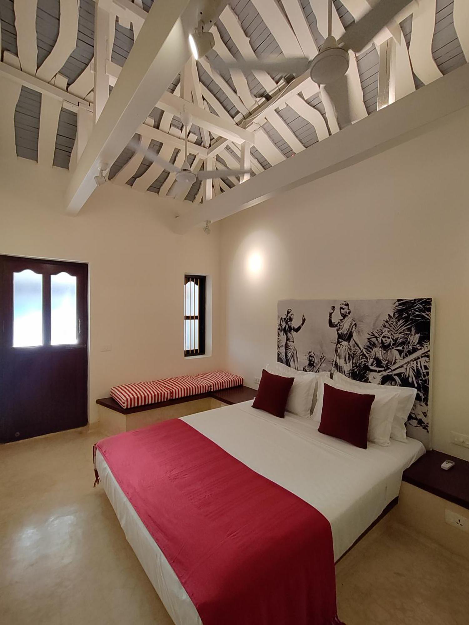 Mangala Heritage By Luxunlock Private Villas Tirukkannapuram エクステリア 写真