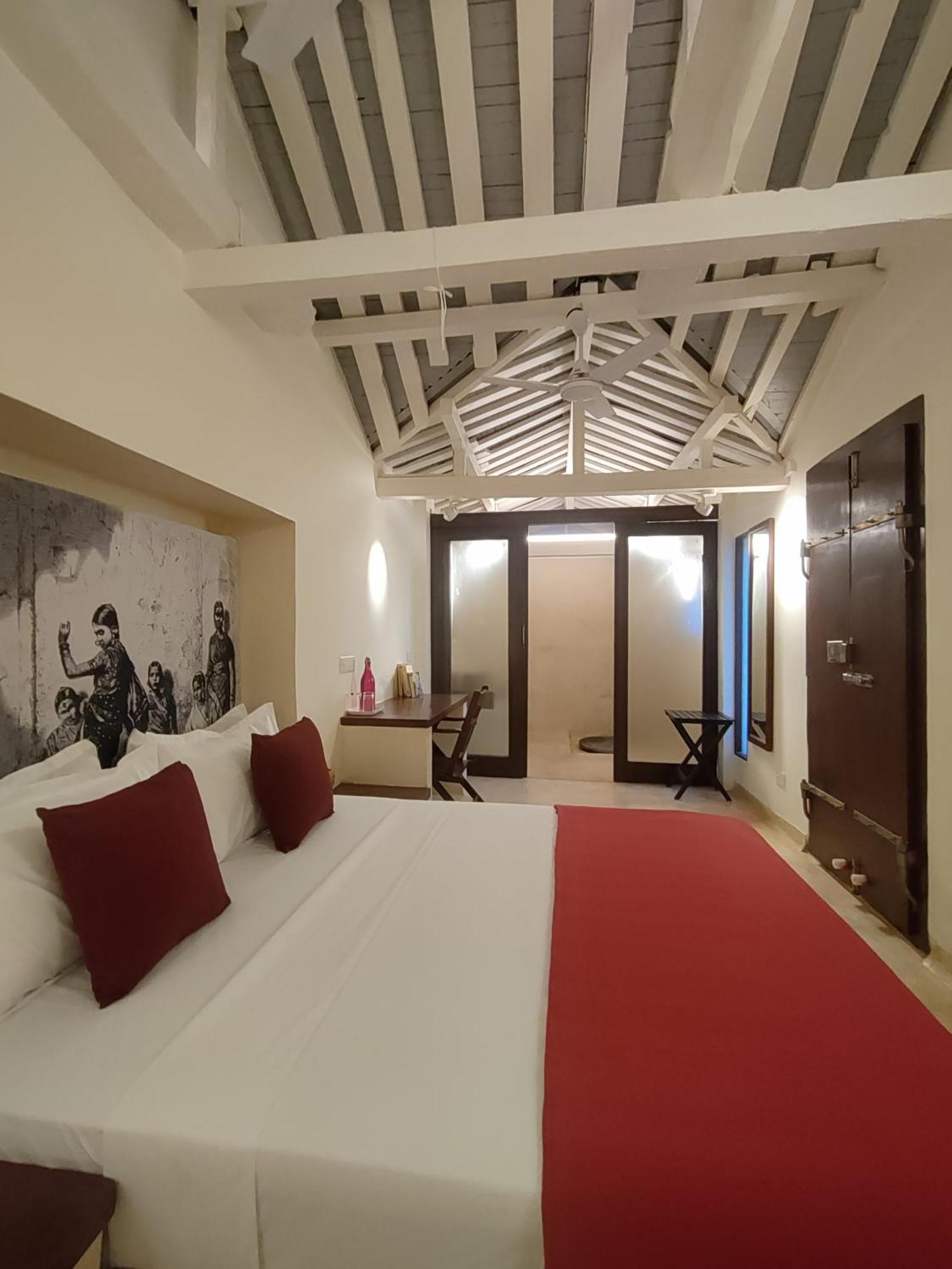 Mangala Heritage By Luxunlock Private Villas Tirukkannapuram エクステリア 写真